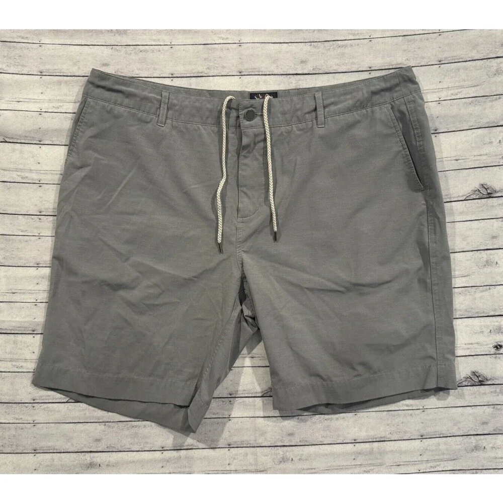 FAHERTY Mens All Day Shorts Sz 38 Heather Gray Stretch Drawstring Zip Pocket